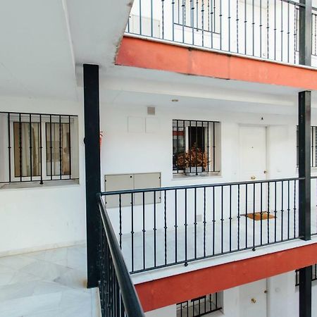 One & Lux- Lagar Apartment Seville Exterior photo
